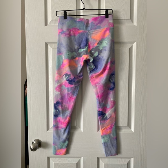 VS PINK Ultimate Leggings - Picture 3 of 6